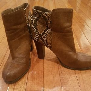 Kenneth Cole Reaction Chunky Heel Boots